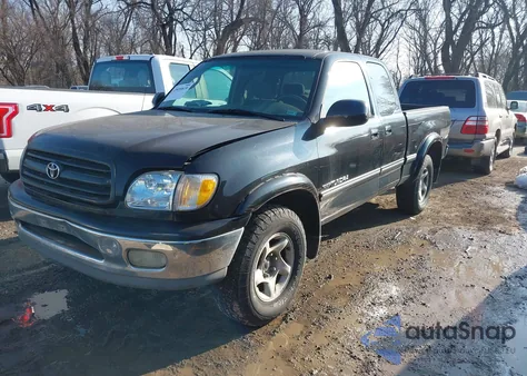 2002 Toyota Tundra Ltd V8 z USA, uszkodzony, nr VIN 5TBBT48132S228720
